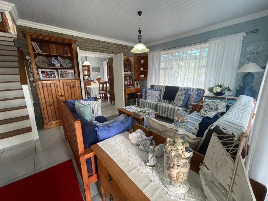 4 Bedroom Property for Sale in Hartenbos Heuwels Western Cape